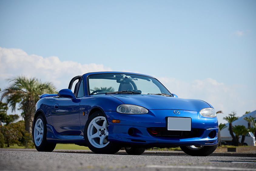 1 0台の限定車でnb型にカムバック 01年式マツダスピード ロードスター Nb8c型 トヨタ自動車のクルマ情報サイト Gazoo 1 0台の限定車でnb型にカムバック 01年式マツダスピード ロードスター Nb8c型 トヨタ自動車のクルマ情報サイト Gazoo