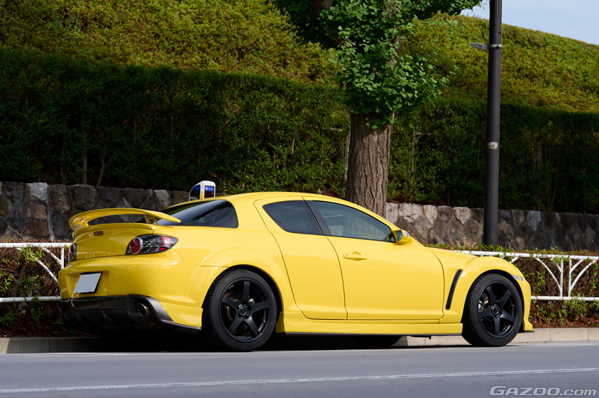 マツダ・RX-8の右リヤサイド