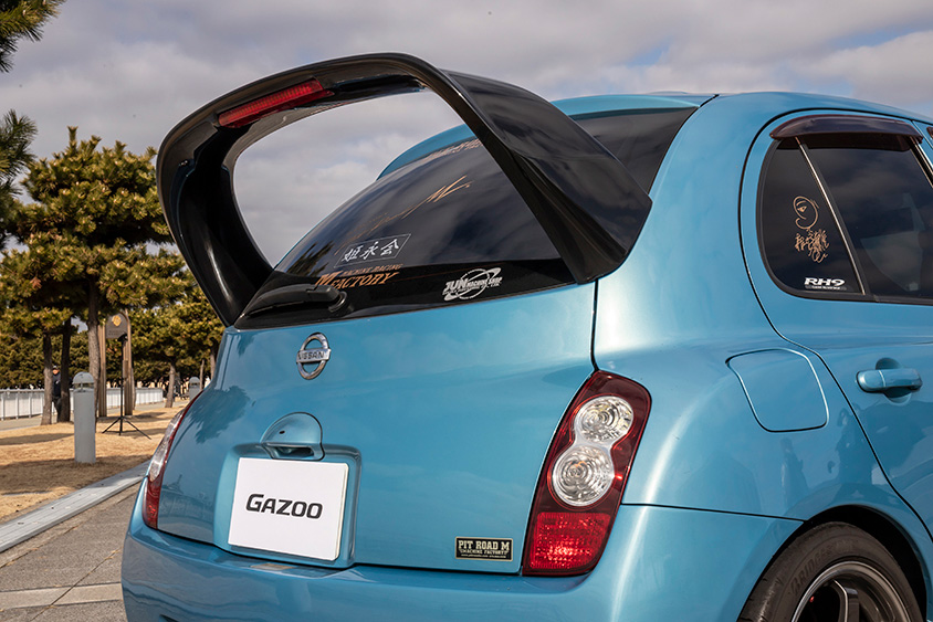 マーチ12SRのパーツが移植された日産のマーチ