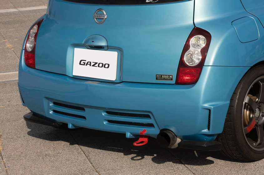 マーチ12SRのパーツが移植された日産のマーチ