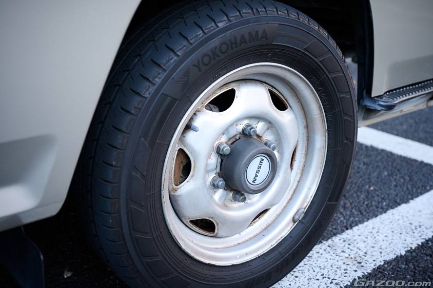 日産・キャラバンのホイール