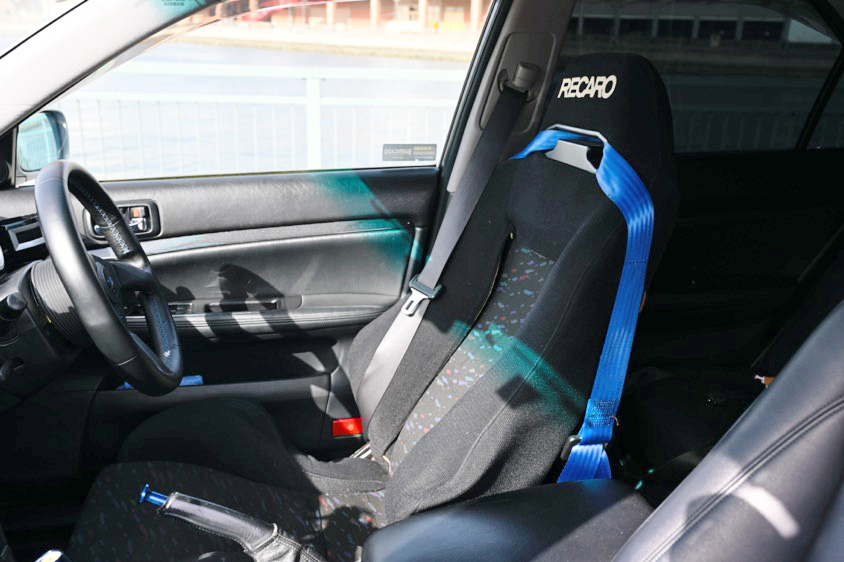 トヨタ・マークⅡブリットの運転席