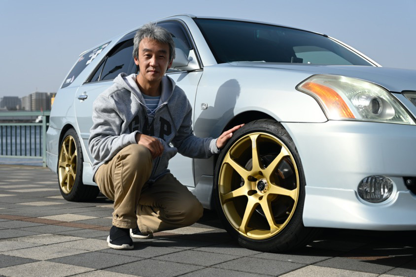 お気に入りのAVSホイールを履いたトヨタ・マークⅡブリット