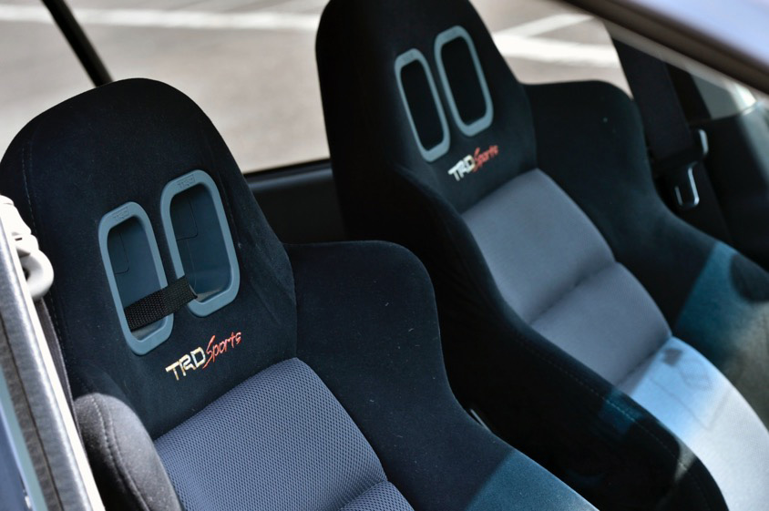 トヨタ・コンフォートGT-ZスーパーチャージャーのTRDのシート