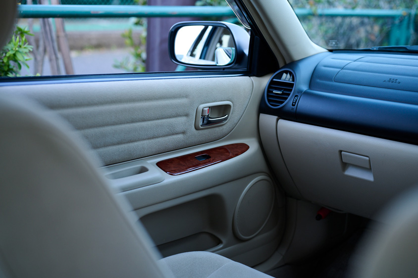 トヨタ・アルテッツァ AS200 European Elegant EDITIONの室内