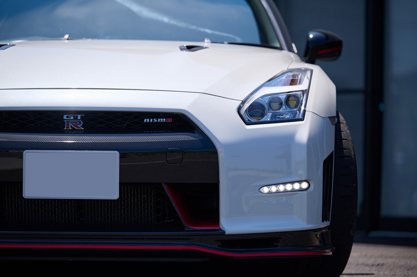 ライトウェイトスポーツ党」のオーナーを虜にした、究極の内燃機関を持つ2015年式日産 GT-R NISMO(R35型) | クルマ 情報サイトｰGAZOO.com