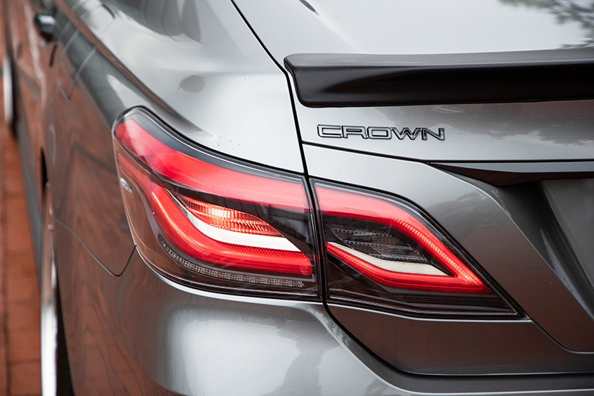 西部警察に憧れスポーティセダンを乗り継いだオーナーが 現行クラウンを ちょす とこうなる 取材地 北海道 トヨタ自動車のクルマ情報サイト Gazoo 西部警察に憧れスポーティセダンを乗り継いだオーナーが 現行クラウンを ちょす とこうなる 取材地 北海道 トヨタ自動車のクルマ情報サイト Gazoo