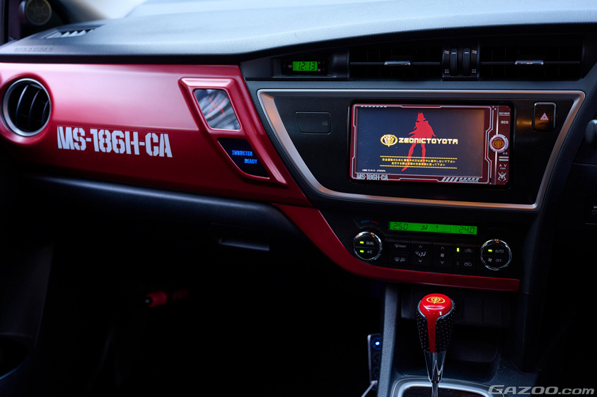 トヨタ・シャア専用オーリスのシャア専用オーリスナビ