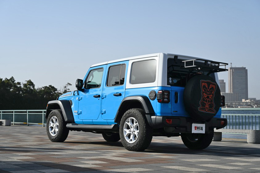 ジープ・ラングラー・アンリミテッド・アイランダーの左リア