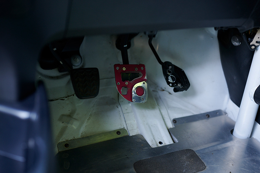 トヨタ・ヴィッツRSの3ペダル