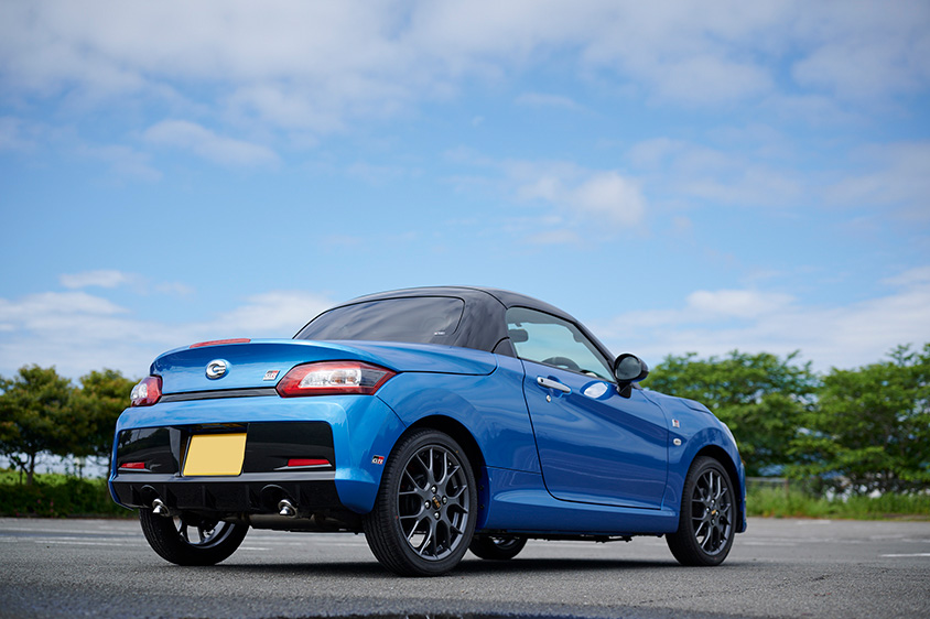 コペンGR SPORTの右リアビュー