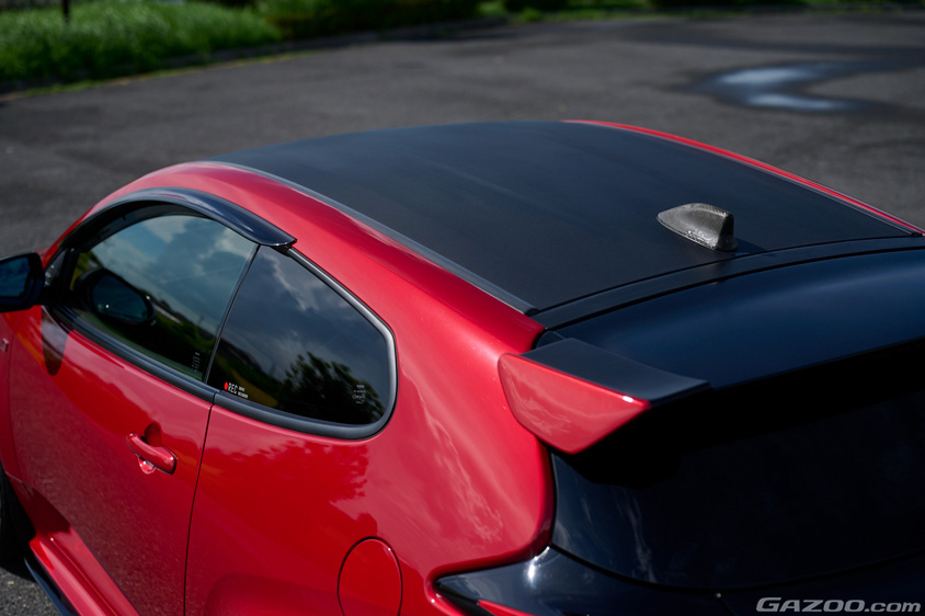 トヨタ・GRヤリス RZ ハイパフォーマンス 1stエディションのカーボンルーフ