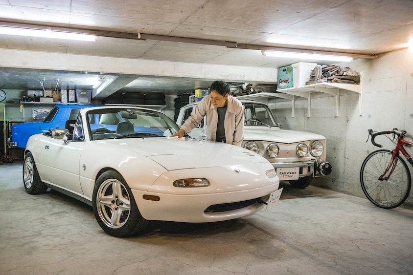 マツダ・ロードスター（NA型）とオーナーの吉岡さん