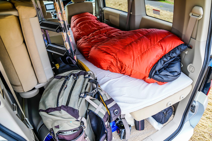 三菱・デリカD:5の車中泊スタイル