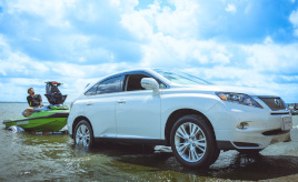 遊びも仕事も全力な「職人さん」が、初代レクサス RXの前期型にこだわる理由