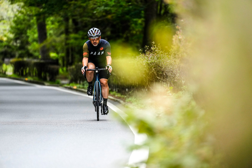 ロードバイクでリフレッシュする北川史和さん