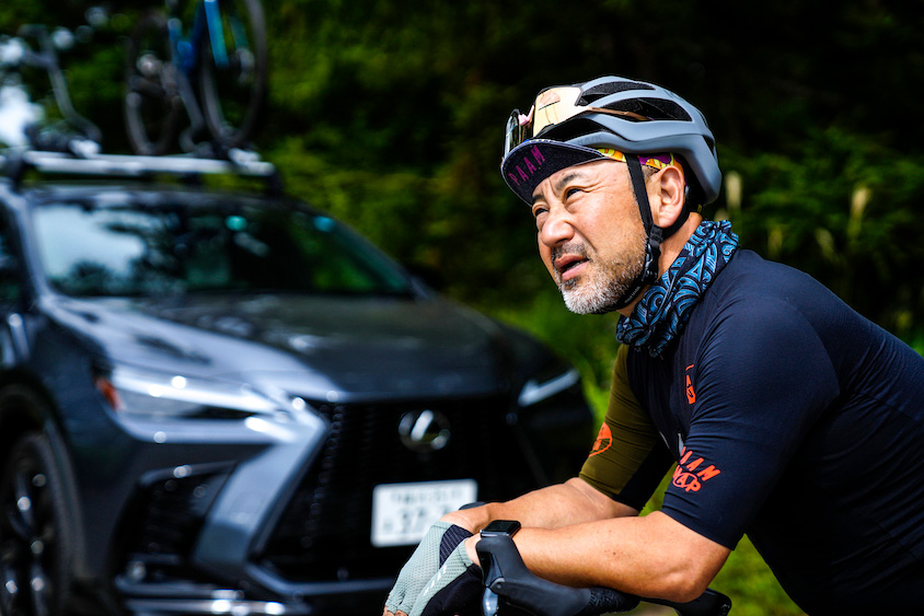 レクサスNXについて語る北川史和さん