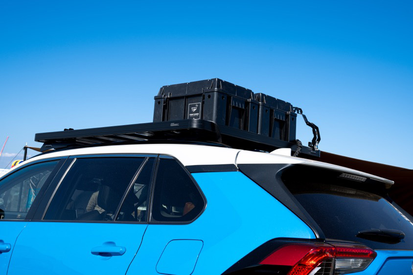 トヨタ・RAV4『アドベンチャー』のルーフキャリア