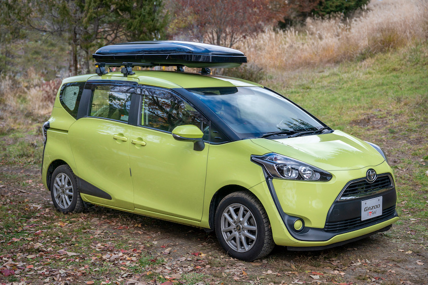 元保護犬ドーベルマンと「ママ」の、幸せの黄色いシエンタ