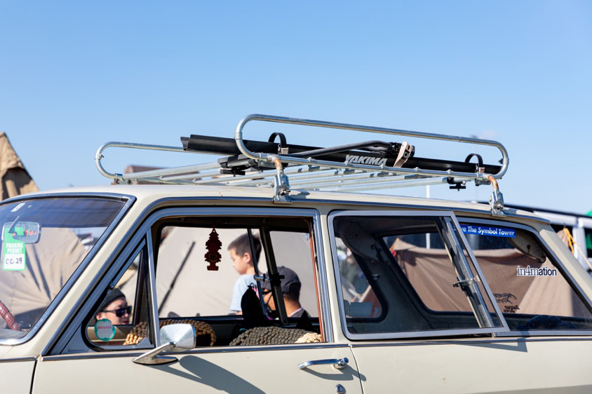 日産・サニーバンのルーフラック