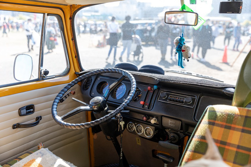 フォルクスワーゲン・タイプ2 ワーゲンバスの運転席