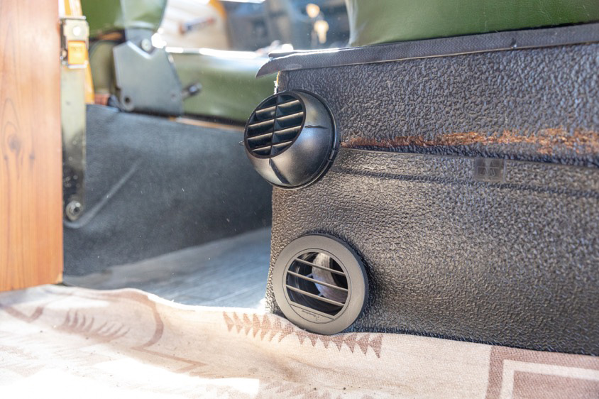 フォルクスワーゲン・タイプ2 ワーゲンバスのエアコンの吹き出し口