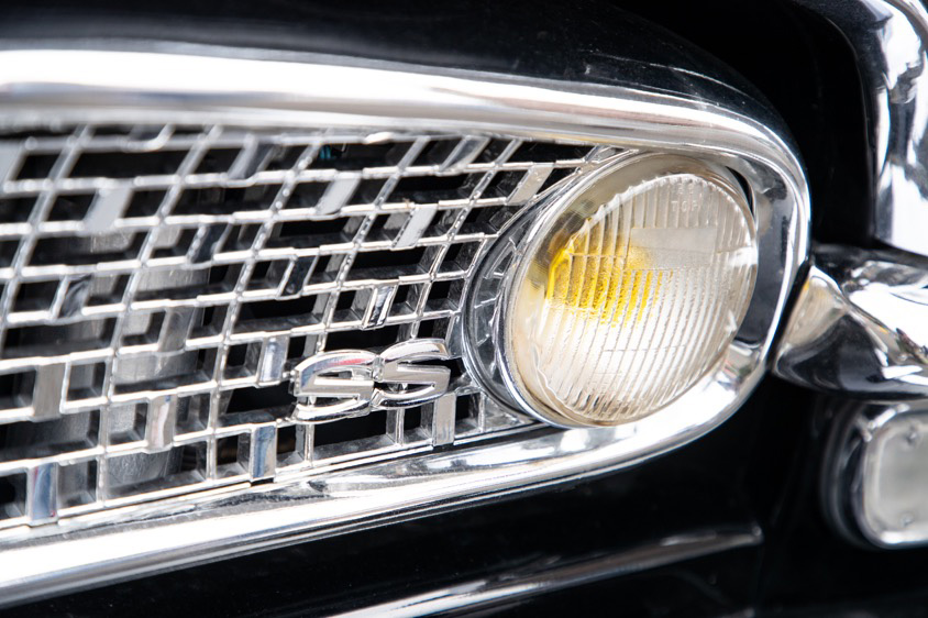 トヨタ・トヨペット クラウンのグリルとフォグランプ