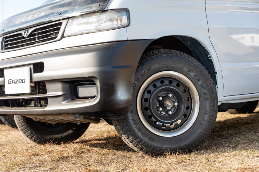 マツダ・ボンゴフレンディのタイヤ