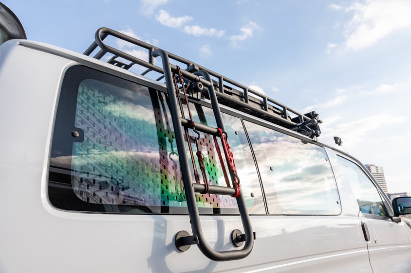 マツダ・ボンゴフレンディのはしご