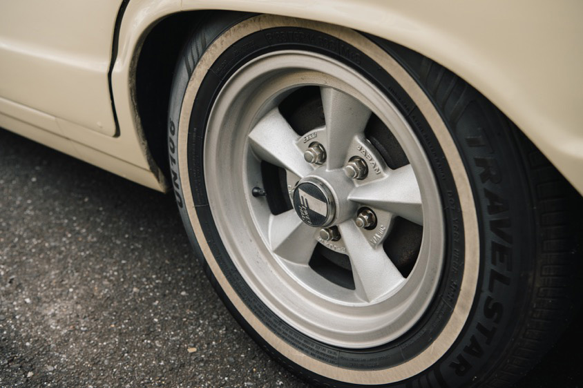 日産・グロリア(タテグロ)のホイールとタイヤ