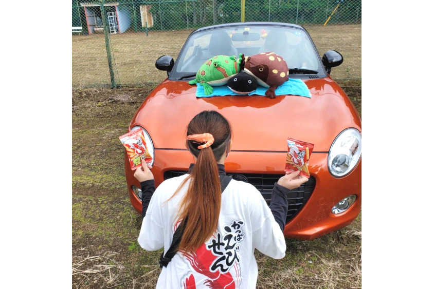 ダイハツ・コペン セロと『おかしな夫婦のくらし。』の奥さん