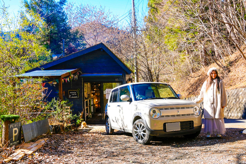 スズキ・アルトラパンとオーナーのkimiさん