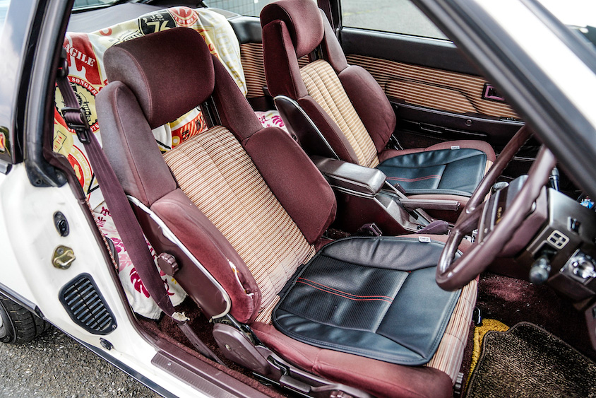 トヨタ・セリカXXの前席
