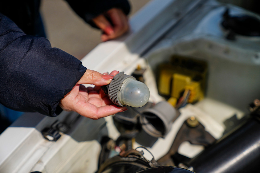 トヨタ・セリカXXのエンジンルーム作業灯