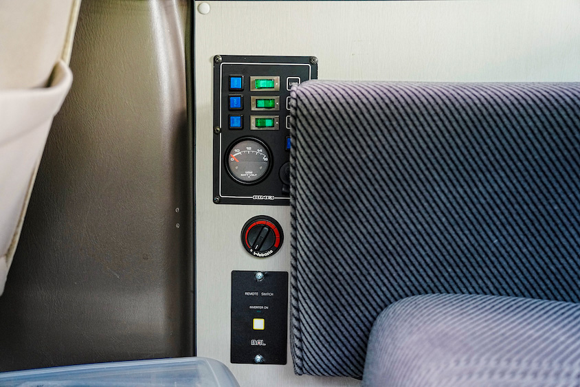 トヨタ・グランドハイエースのバッテリー