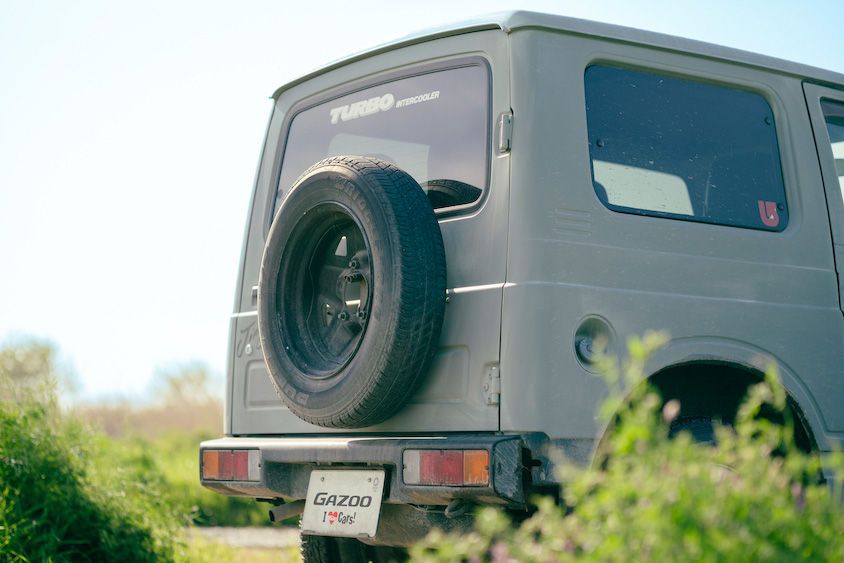 スズキ・ジムニーのリヤ