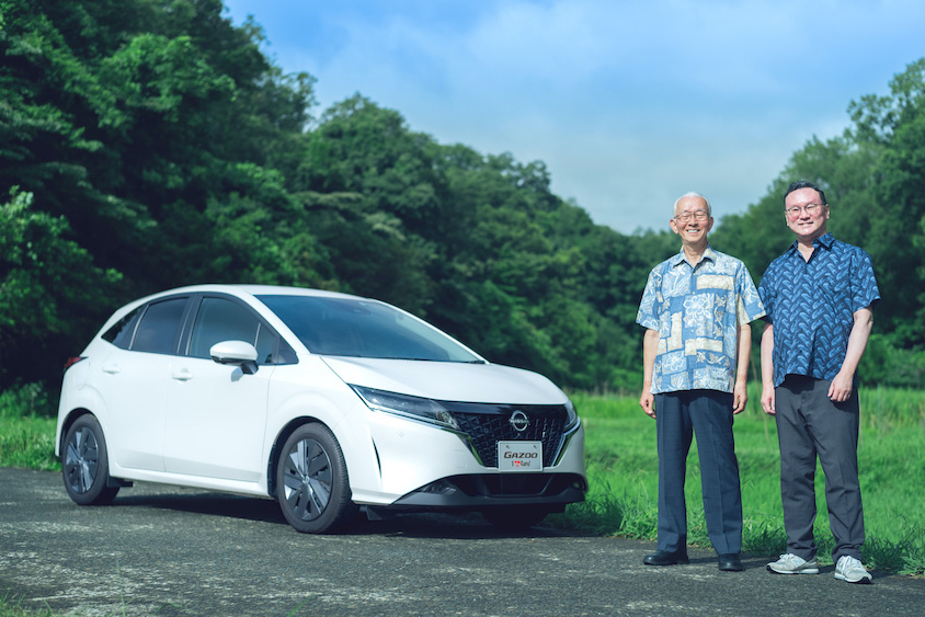 日産・ノートとオーナーさんと息子さん