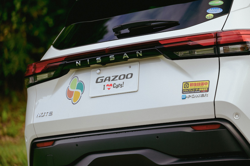 日産・ノートのリヤビュー