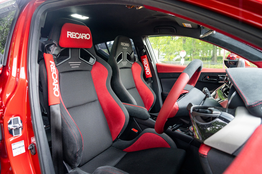 トヨタ・C-HRのレカロシート