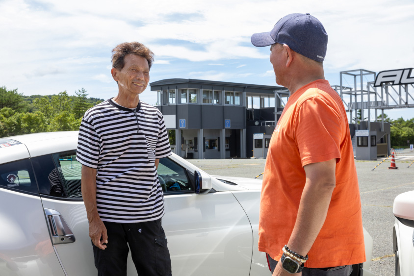 日産・フェアレディZ Z34バージョンニスモとＺ仲間