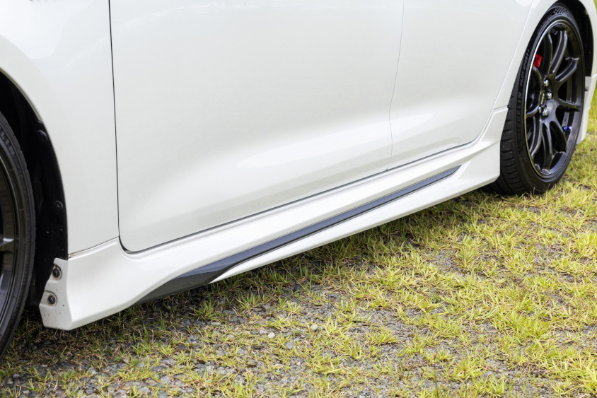 トヨタ・カローラスポーツのサイド