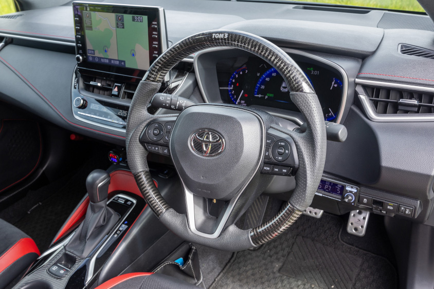 トヨタ・カローラスポーツのステアリング