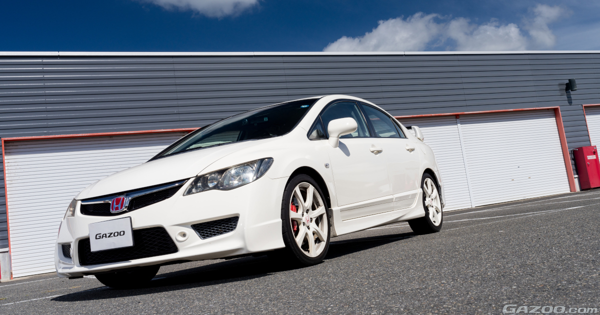 父から息子へ。シビックタイプR（FD2)は16年間慣れ親しんだファミリー