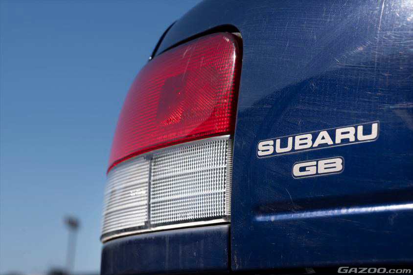 スバル・インプレッサスポーツワゴンのテールランプ