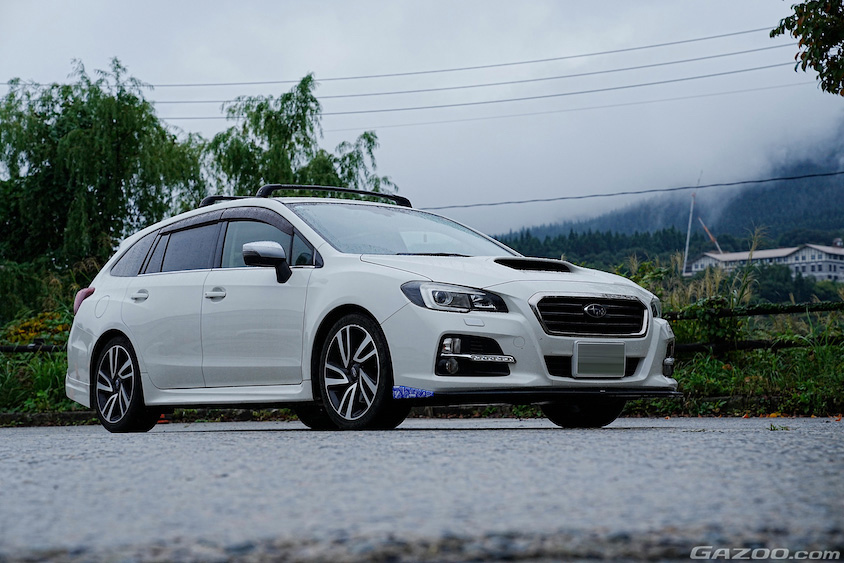 スバル・レヴォーグ