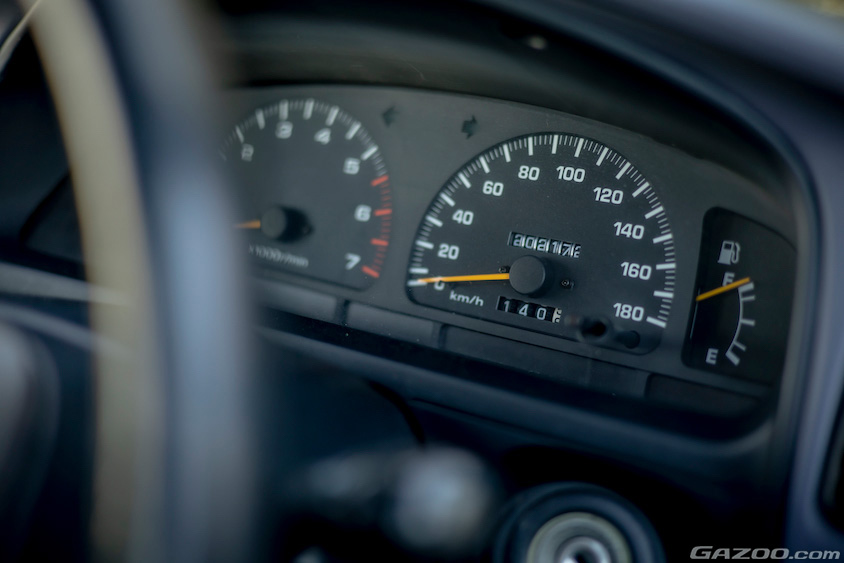 トヨタ・ハイラックスサーフのメーター