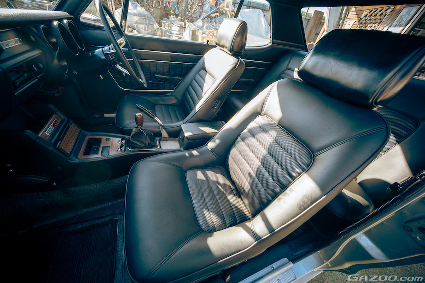 日産・スカイラインGT-R（ハコスカGT-R）の前席