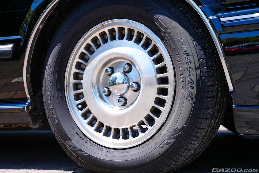 日産・Y31セドリックのホイール