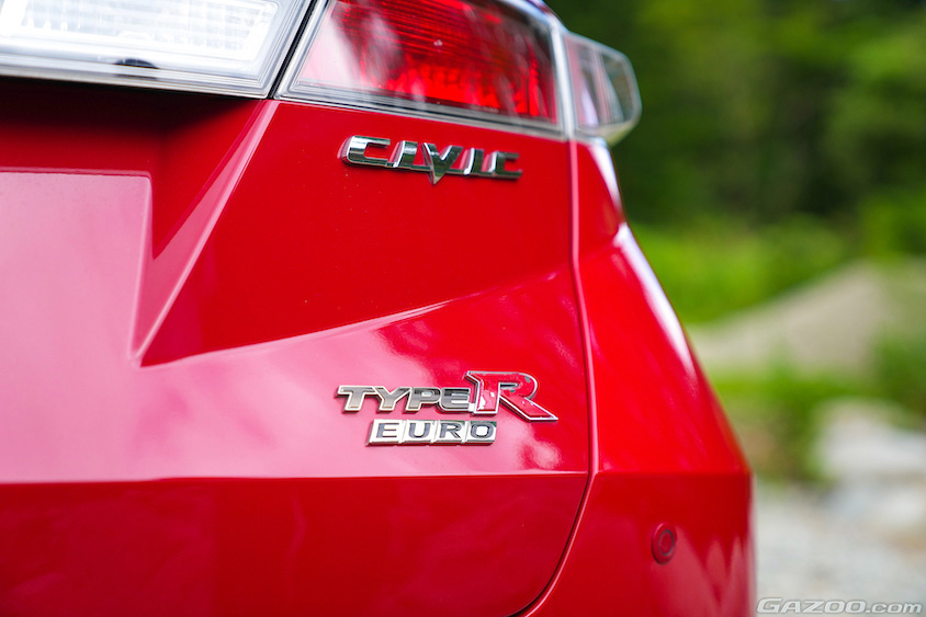 シビックタイプRユーロのエンブレム