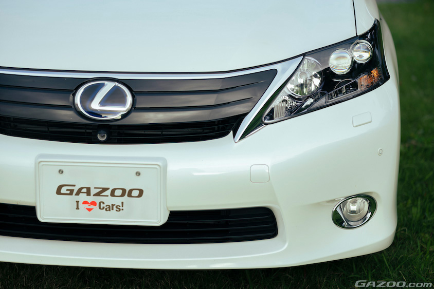 レクサス HS250hのフロント